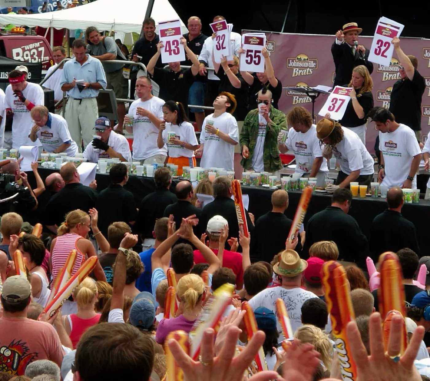 Takeru Kobayashi at the Nathan's Hot Dog Eating Contest, 2006